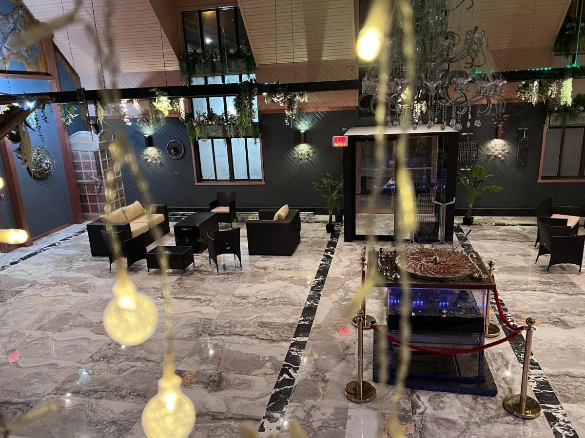Rosewood Garden Hotell Lake Delton Exteriör bild