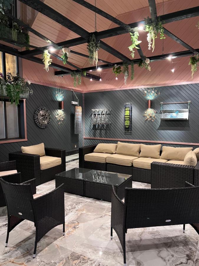 Rosewood Garden Hotell Lake Delton Exteriör bild