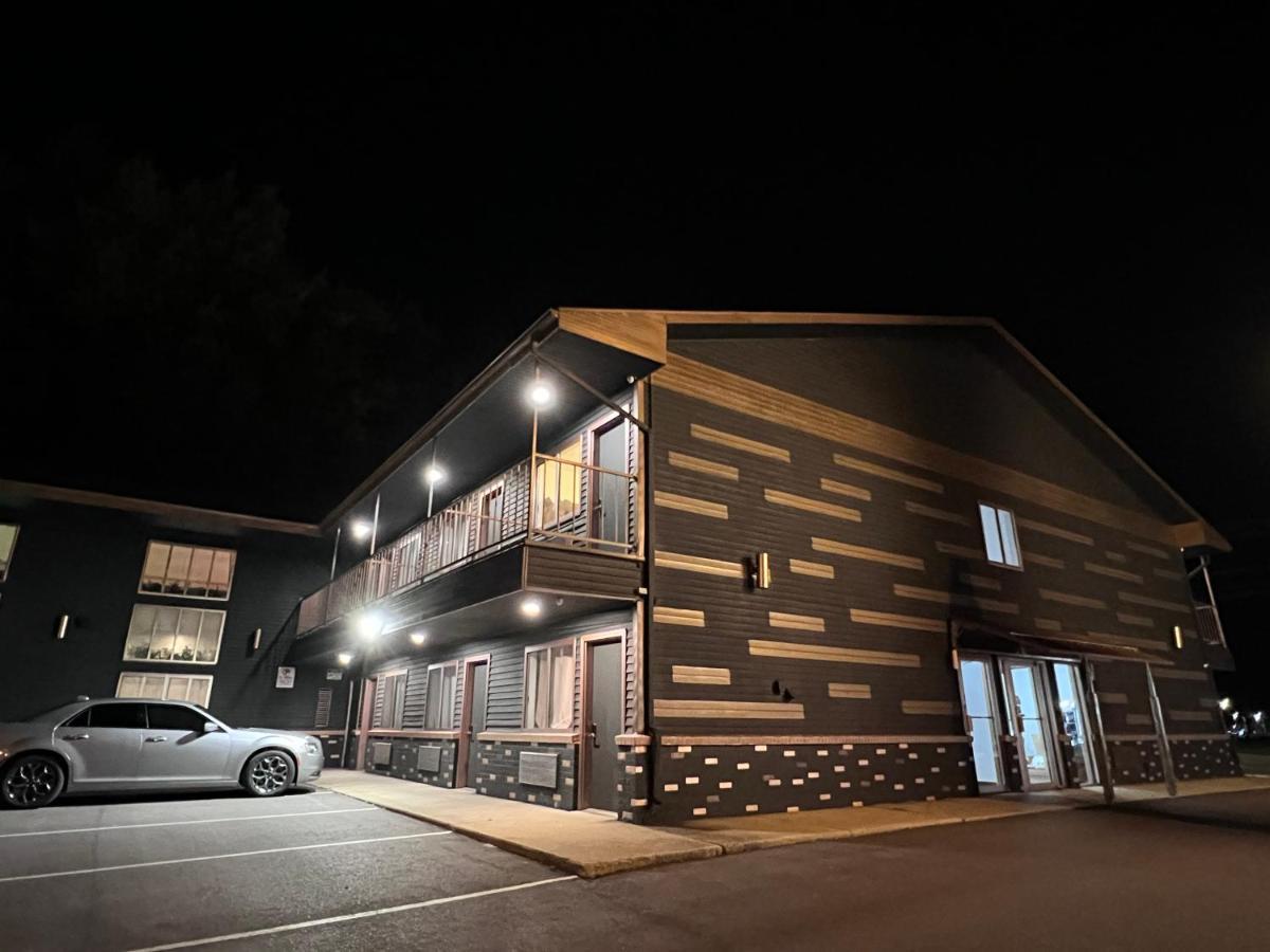 Rosewood Garden Hotell Lake Delton Exteriör bild